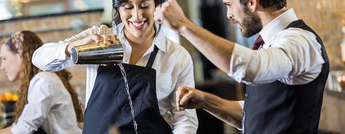 apprenticeship-industry-catering-hospitality-bar-featured-image-1200x467